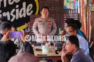 Coffe Morning Bersama Jurnalis, Polres Banggai Jalin Silaturahmi Kemitraan