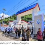 Pengamanan Super Ketat Sambut Prabowo di KNMP Leato Selatan Gorontalo, Warga Tetap Antusias Menunggu
