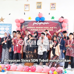 Mengharukan..!SDN Toboli Lepas 21 Siswa Kelas VI Tahun Ajaran 2025/2026