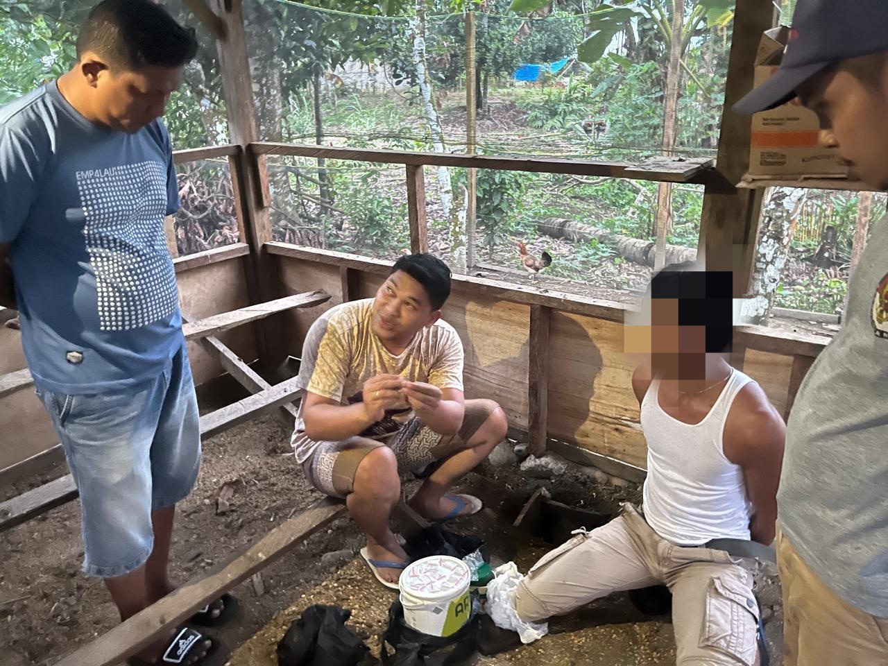 Simpan Babuk di Kandang Ayam, Polisi Ringkus Pemilik Sabu