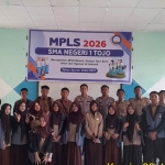 Kapolsek Tojo Edukasi Bahaya NAPZA kepada 129 Siswa Baru SMAN 1 Tojo saat MPLS
