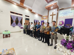 Bupati Erwin Burase Buka Perayaan HUT Ke-77 Persekutuan Pemuda GKST