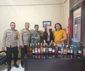 Polisi Sita 173 Botol Miras Tak Berizin di Luwuk
