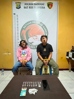 Polisi Ciduk Dua Pengedar 17 Paket Sabu di Nambo