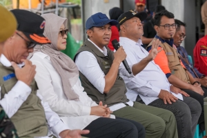 Menhut Raja Antoni Andalkan Hujan untuk Padamkan Karhutla: Ada Bibit Hujan, Kita Gelar OMC