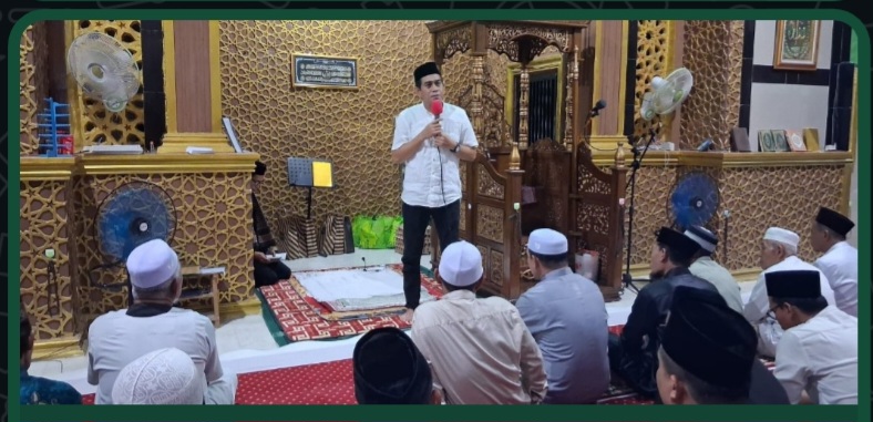 Bupati H. Erwin Burase, melaksanakan Safari Ramadhan kedua di Masjid Jami Baiturrahman, Desa Tada