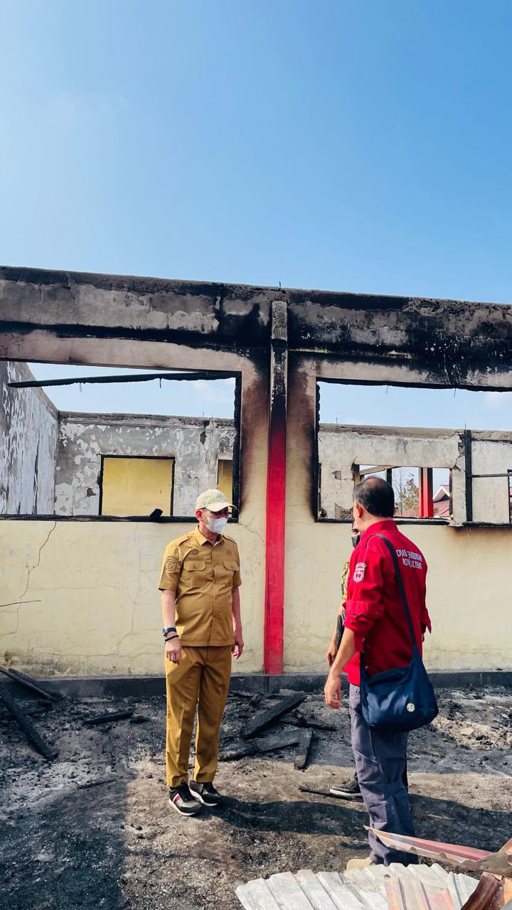 Pasca Kebakaran, SMA Negeri 1 Pamona Selatan Belajar Kembali Hanya Dua Hari